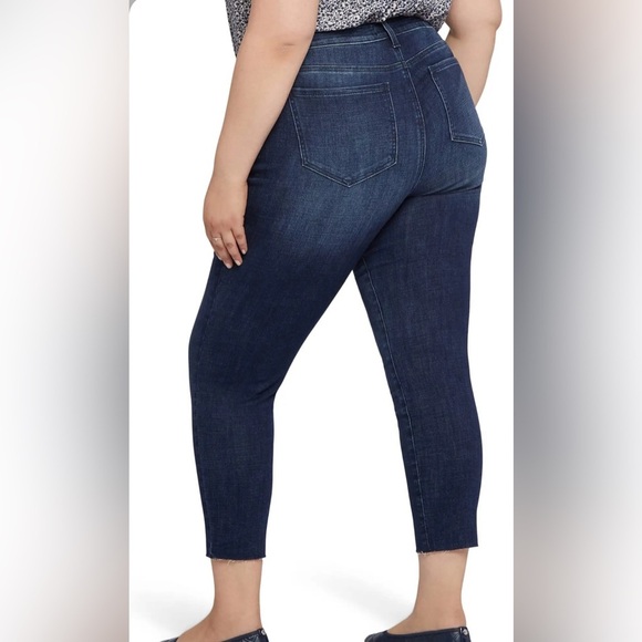 NYDJ Alina Ankle jeans with frayed hem sz 14 - Picture 3 of 7